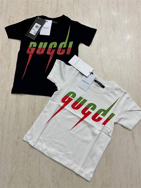 maglia falsa gucci